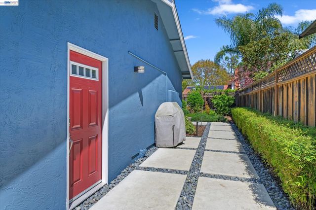 4767 Del Valle Pkwy, Pleasanton, CA 94566