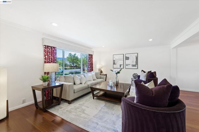 4767 Del Valle Pkwy, Pleasanton, CA 94566