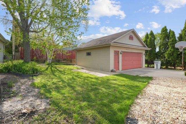 3740 S 94th STREET, Milwaukee, WI 53228
