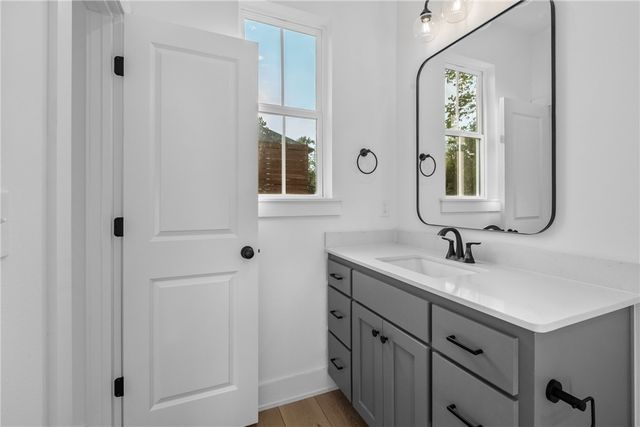 588 S Willow Avenue 1, Fayetteville, AR 72701