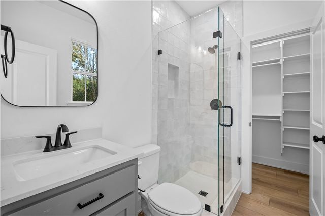 588 S Willow Avenue 1, Fayetteville, AR 72701