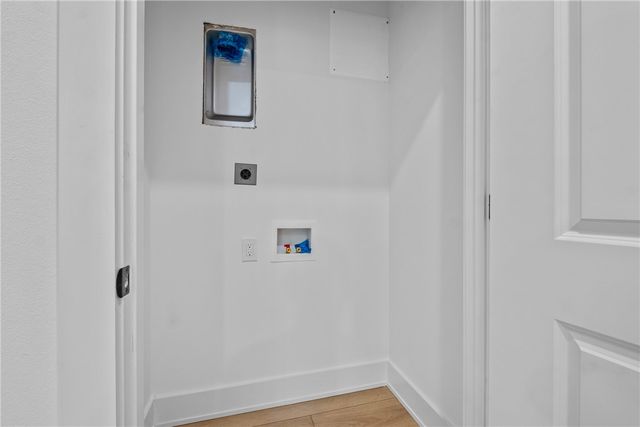 588 S Willow Avenue 1, Fayetteville, AR 72701