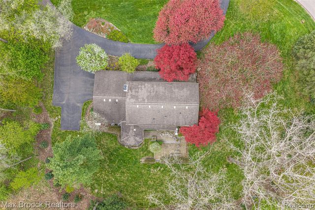 25933 Hersheyvale Drive, Franklin, MI 48025