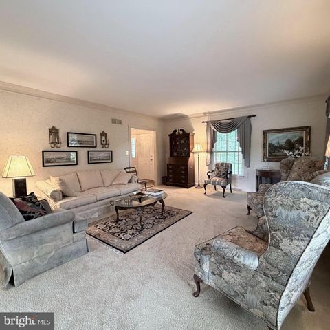 475 LARKSPUR LANE, Chambersburg, PA 17202
