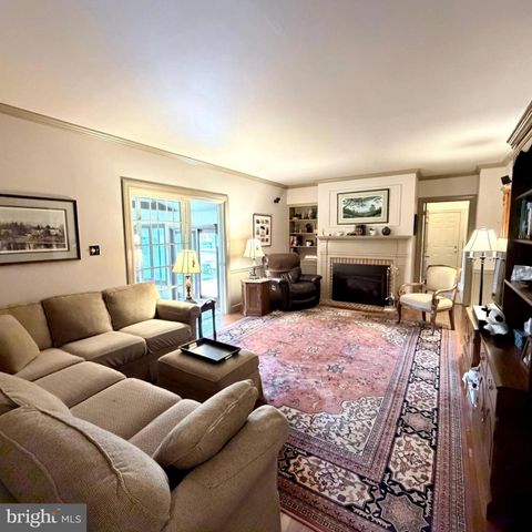 475 LARKSPUR LANE, Chambersburg, PA 17202