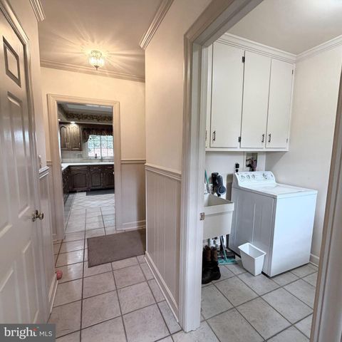 475 LARKSPUR LANE, Chambersburg, PA 17202