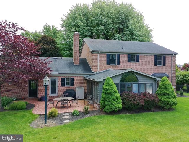 475 LARKSPUR LANE, Chambersburg, PA 17202