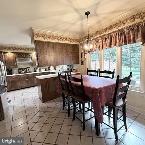 475 LARKSPUR LANE, Chambersburg, PA 17202