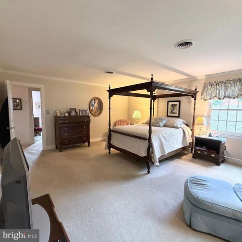 475 LARKSPUR LANE, Chambersburg, PA 17202