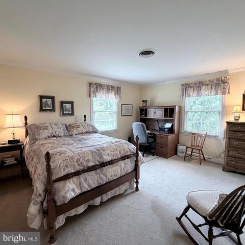 475 LARKSPUR LANE, Chambersburg, PA 17202