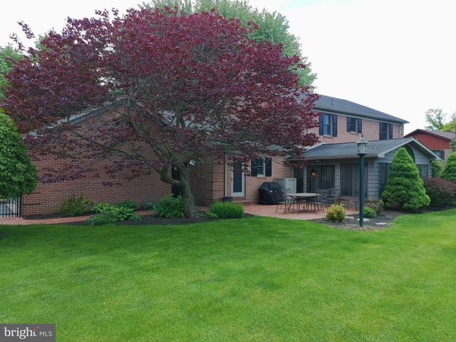 475 LARKSPUR LANE, Chambersburg, PA 17202