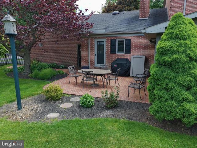 475 LARKSPUR LANE, Chambersburg, PA 17202