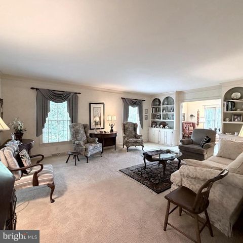 475 LARKSPUR LANE, Chambersburg, PA 17202