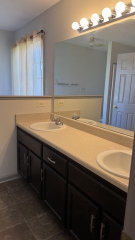 1287 Carnation Ct, Clarksville, TN 37042