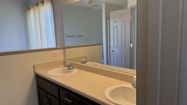 1287 Carnation Ct, Clarksville, TN 37042