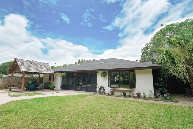 108 SE Waynel Circle Circle, Fort Walton Beach, FL 32548