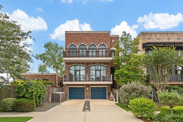 641 E 12th 1/2 Street, Houston, TX 77008