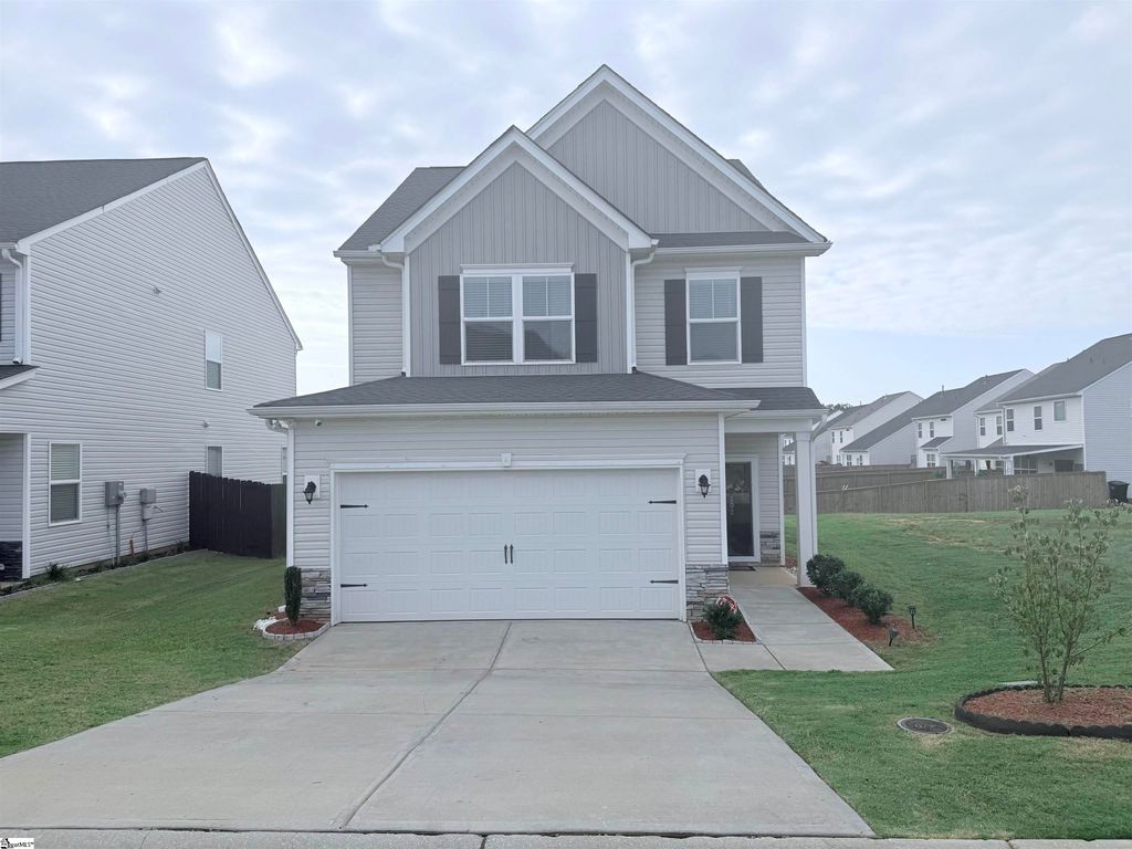 202 Ashborne Lane, Simpsonville, SC 29681