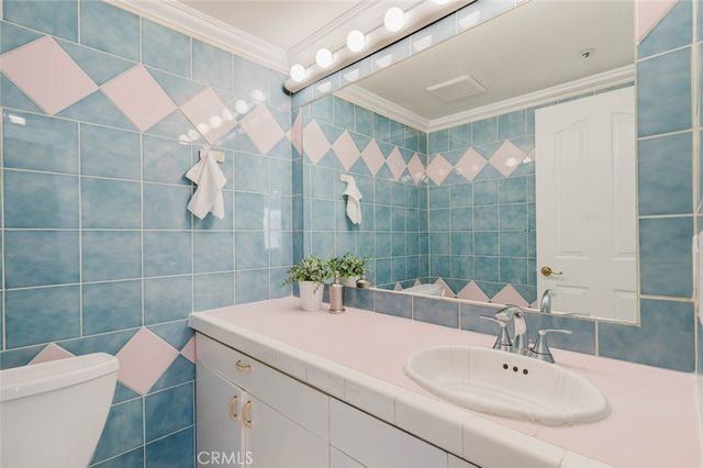 444 Myrtle Street 4, Glendale, CA 91203