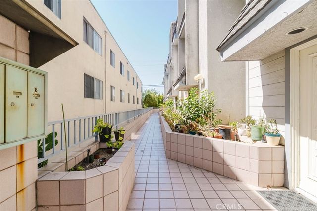 444 Myrtle Street 4, Glendale, CA 91203