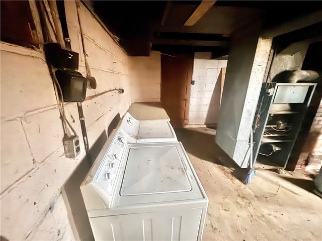 616 Conrad Ave, N Charleroi, PA 15022