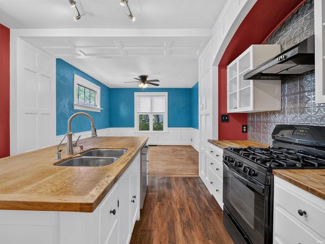 1221 W Packard Avenue, Fort Wayne, IN 46807