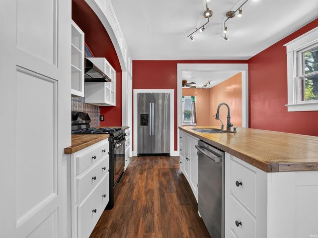 1221 W Packard Avenue, Fort Wayne, IN 46807