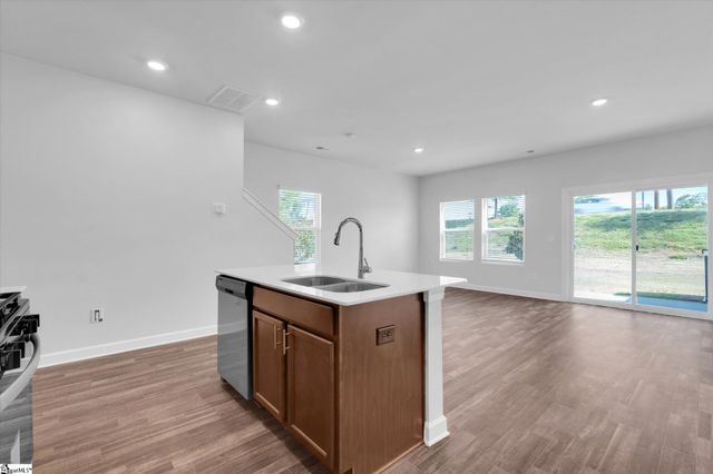 206 Telford Drive, Greenville, SC 29617