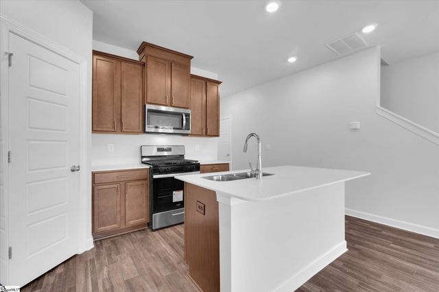 206 Telford Drive, Greenville, SC 29617