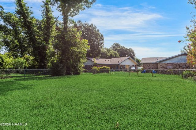 117 S Richter Drive, Lafayette, LA 70501