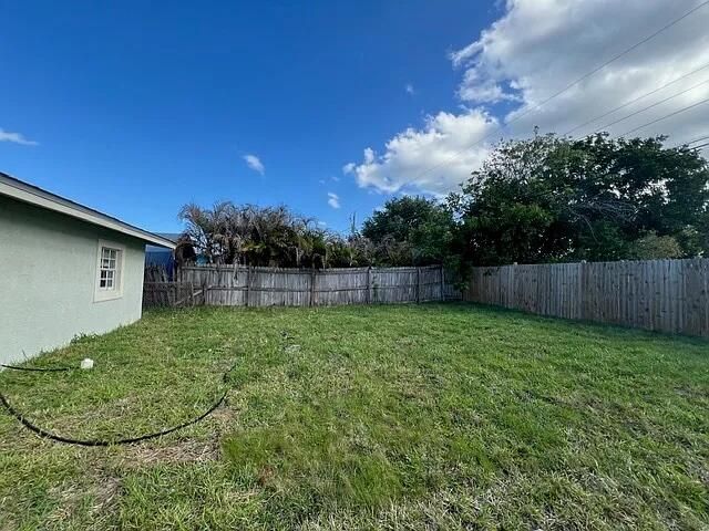 2831 NE Savannah Road, Jensen Beach, FL 34957