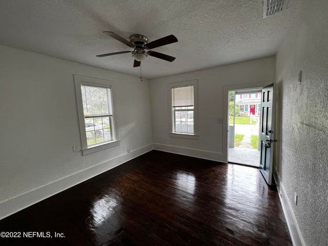 1456 E 16TH Street E, Jacksonville, FL 32206