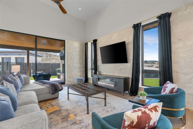 449 Emma Jean Trail, Iredell, TX 76649