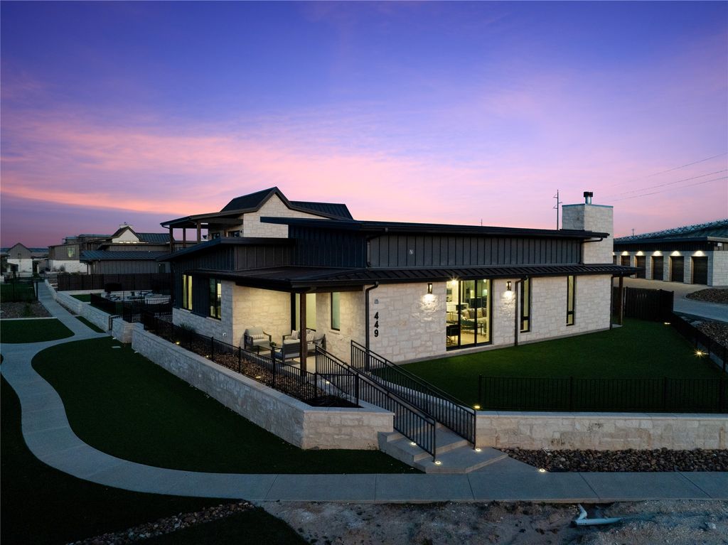 449 Emma Jean Trail, Iredell, TX 76649