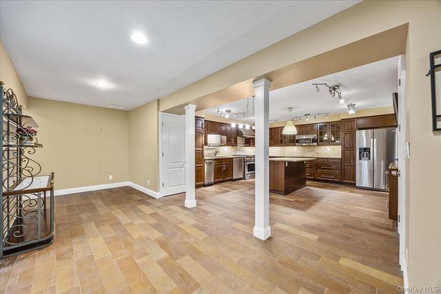 209 Windwatch Drive, Hauppauge, NY 11788