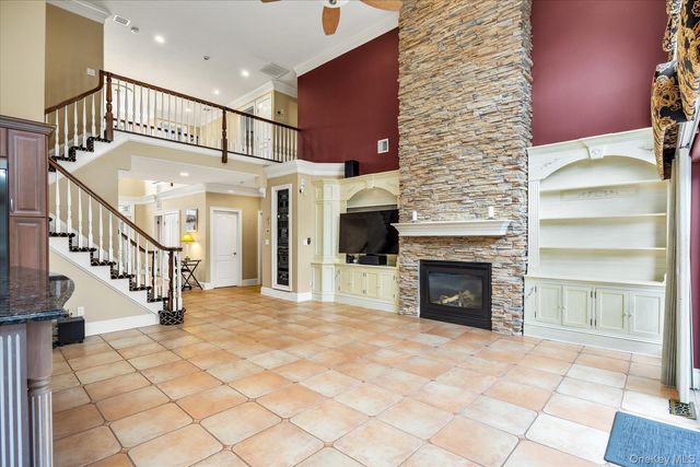 209 Windwatch Drive, Hauppauge, NY 11788