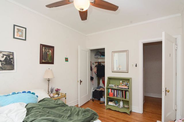 1400 W ROSEMONT Avenue 1, Chicago, IL 60660