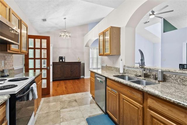 3070 Harvest Circle, Fairburn, GA 30213