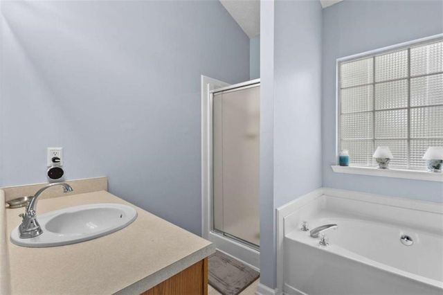 3070 Harvest Circle, Fairburn, GA 30213