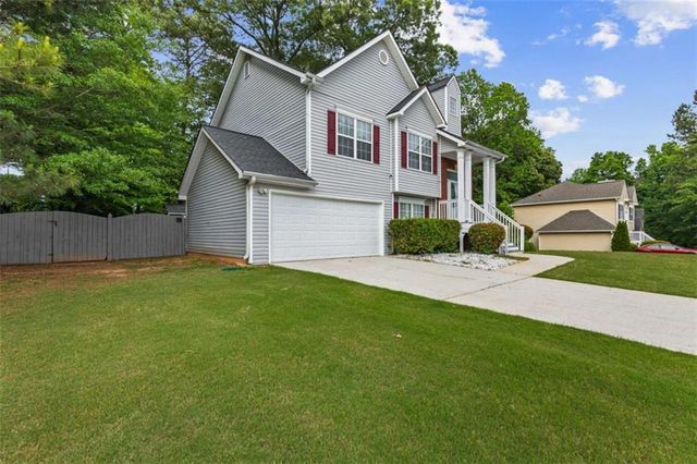3070 Harvest Circle, Fairburn, GA 30213