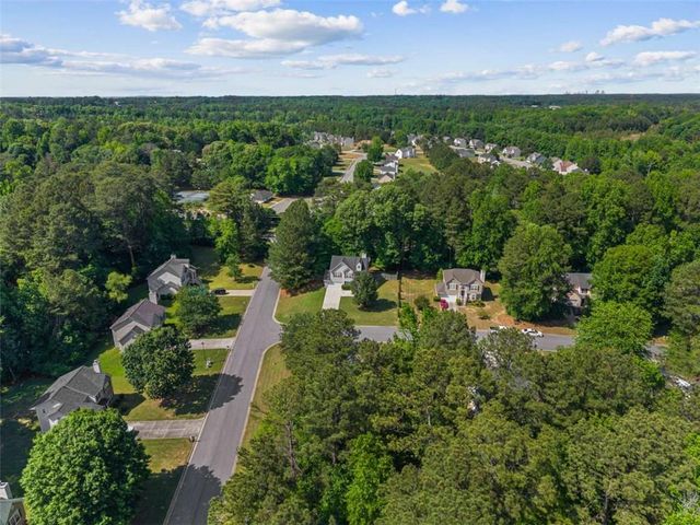 3070 Harvest Circle, Fairburn, GA 30213