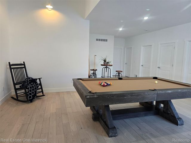 9236 River Road, Clay Township, MI 48001