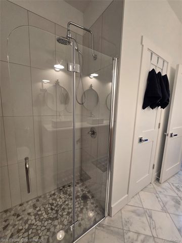 9236 River Road, Clay Township, MI 48001