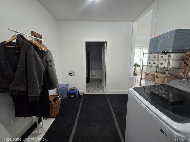 9236 River Road, Clay Township, MI 48001