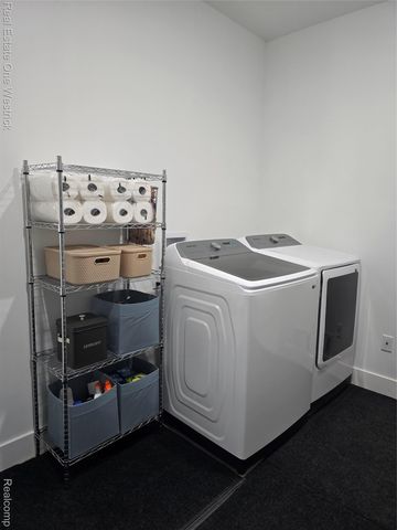 9236 River Road, Clay Township, MI 48001