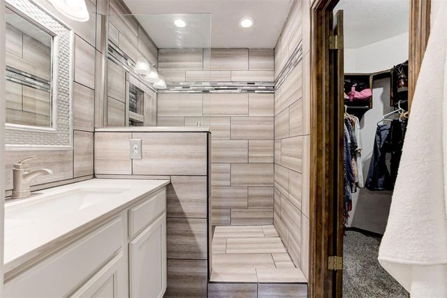 3145 SW 100th Place, Oklahoma City, OK 73159