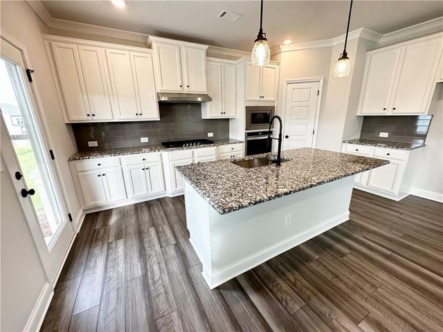 1772 Dover Creek Lane, Lawrenceville, GA 30045