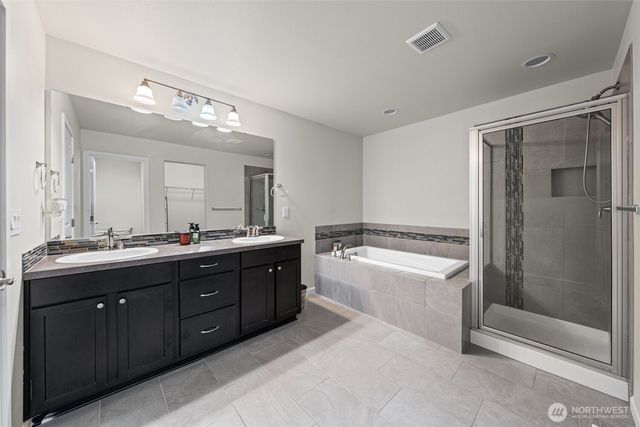 13829 67th Avenue E, Puyallup, WA 98373