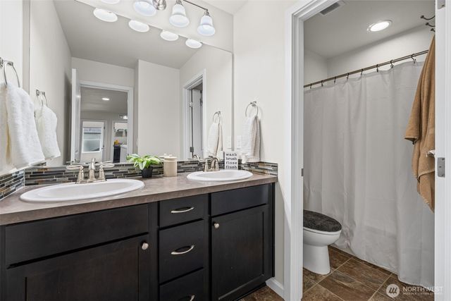 13829 67th Avenue E, Puyallup, WA 98373