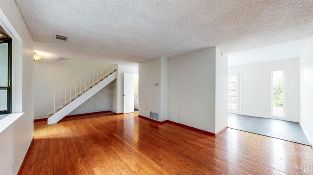 117 Sunset Cir #36, Benicia, CA 94510